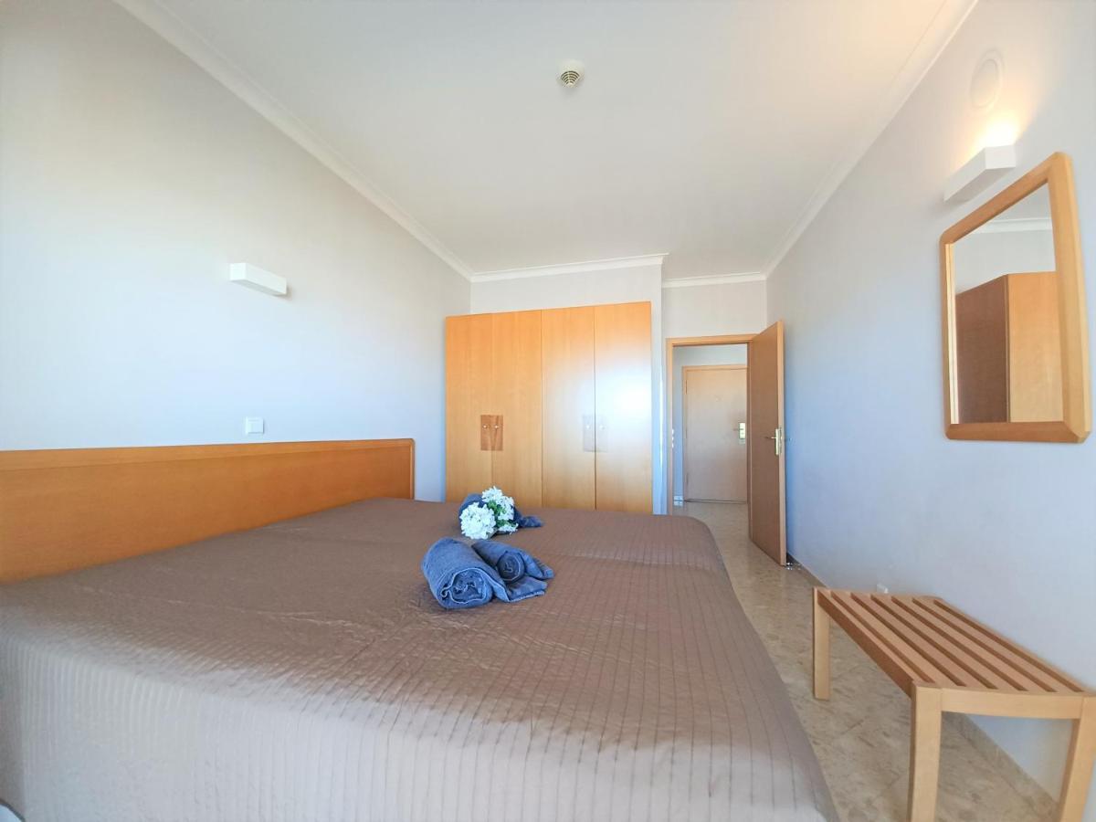 Oasis Beach Apartment Портиман Экстерьер фото