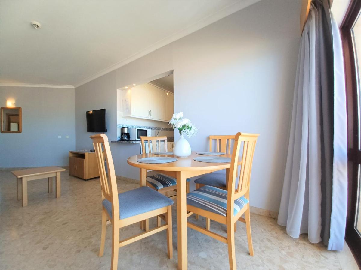 Oasis Beach Apartment Портиман Экстерьер фото